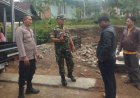 Polsek Cibalong, anggota Polsek Cibalong Aiptu Cucu Supriadi melaksanakan kegiatan Patroli dialogis di permukiman warga desa cibalong